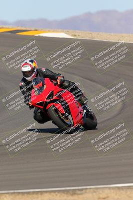 media/Oct-09-2022-SoCal Trackdays (Sun) [[95640aeeb6]]/Turns 9 and 10 (1050am)/